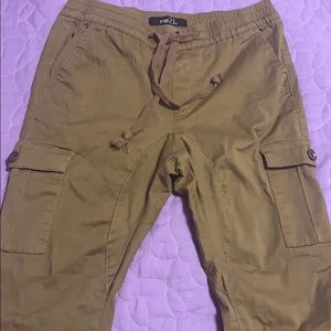 Dark Khaki Cargo Pant